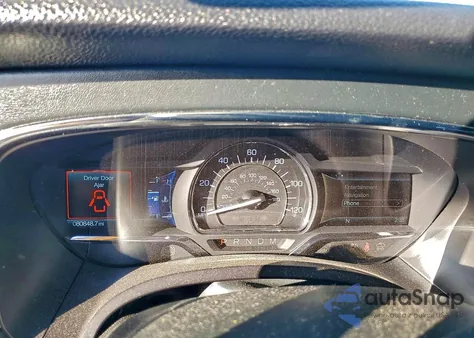 2015 Lincoln Navigator z USA, uszkodzony, nr VIN 5LMJJ2HT8FEJ01738